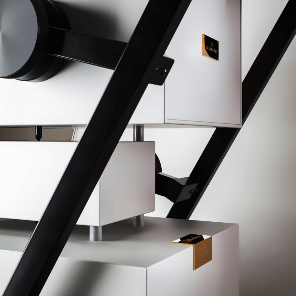 Goldmund Apologue (pair)