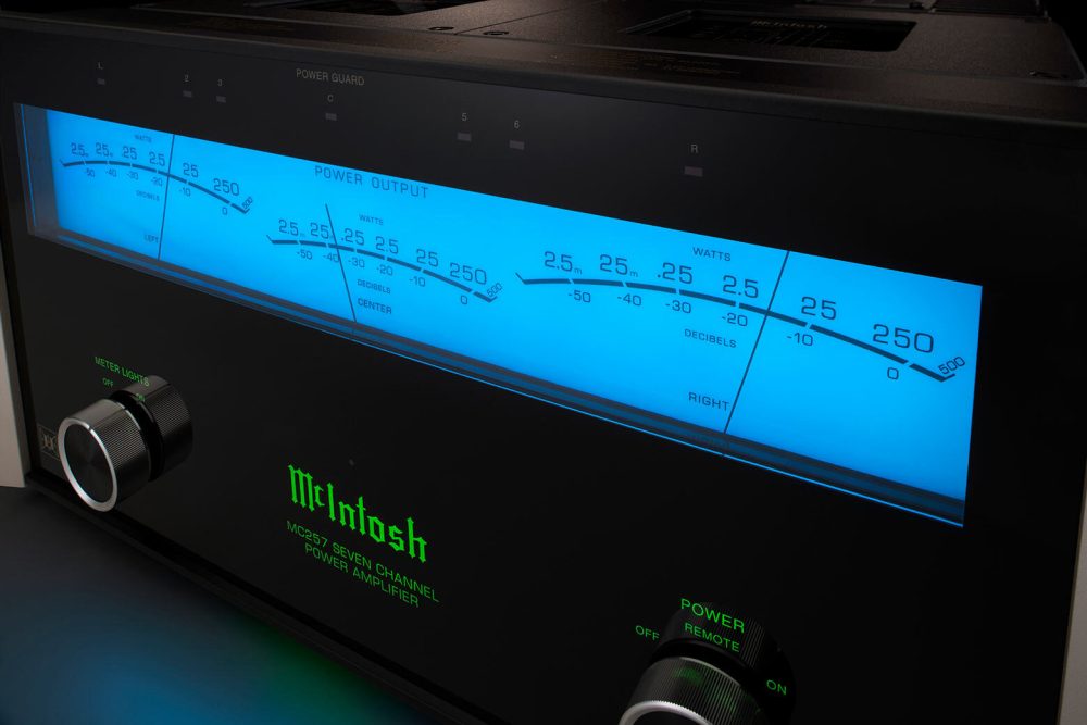 McIntosh MC257 7-Channel Solid State Amplifier