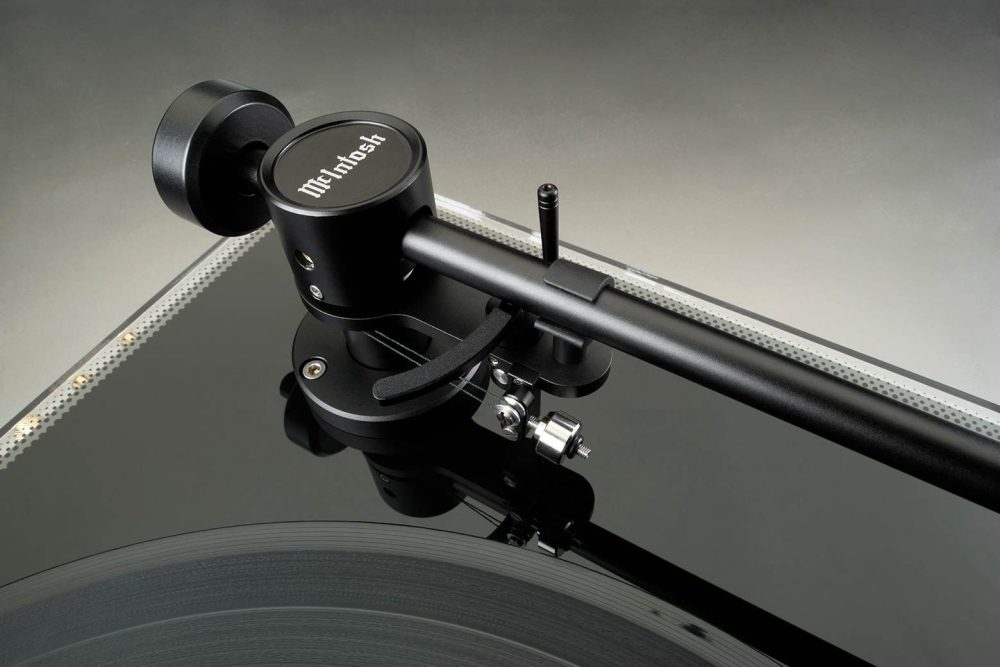 McIntosh MT2 Precision Turntable