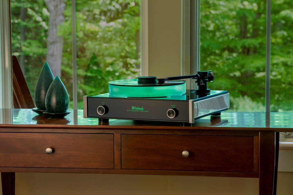 McIntosh MT5 Precision Turntable