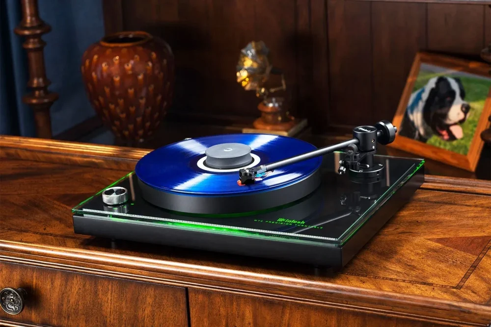 McIntosh MT2 Precision Turntable