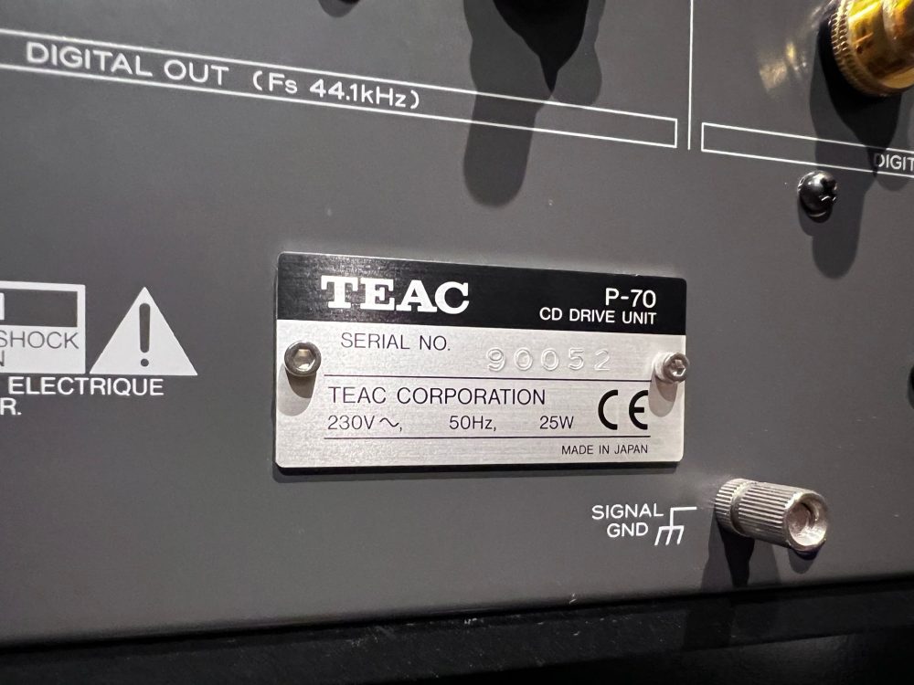 TEAC  CD P-70, DAC D-70 (USED)