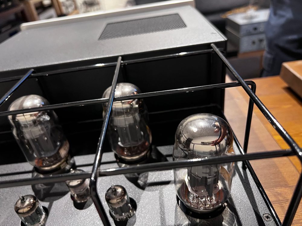 Rogue Audio Pre 66 -Power Μ120 SET (USED)