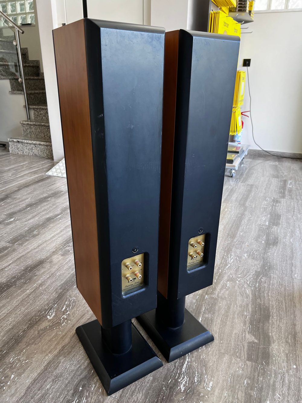 Zignali Overture 2B (USED)